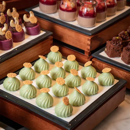 Holiday Inn Chongqing Guanyinqiao By Ihg-2