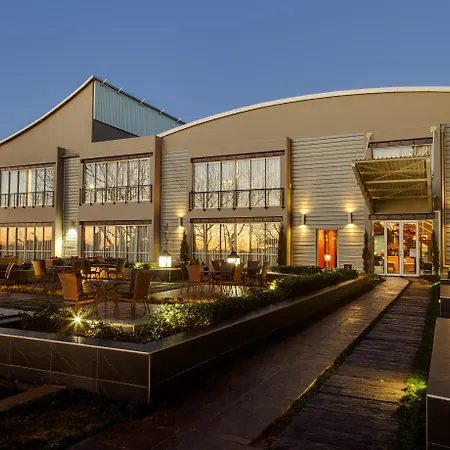 Protea Hotel By Marriott O R Tambo Airport-3