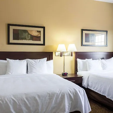Mainstay Suites Minot-2