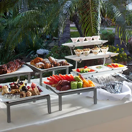 Kfar Maccabiah Business & Sport Hotel-2