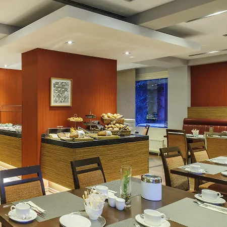 Mercure Hotel Koeln Belfortstrasse-2