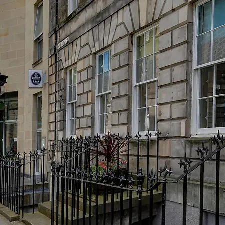 Ten Hill Place-3