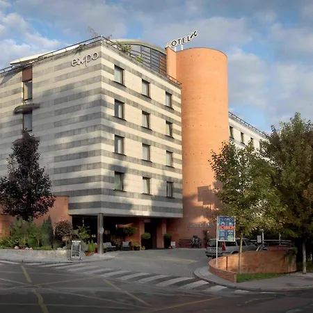 Expo Hotel-3