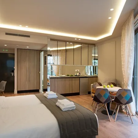 Athens Platinum Rooms And Suites-3