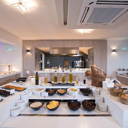 Imperial Palace Adults Only-3