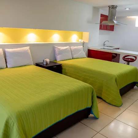 Ramada By Wyndham Acapulco Hotel & Suites-2