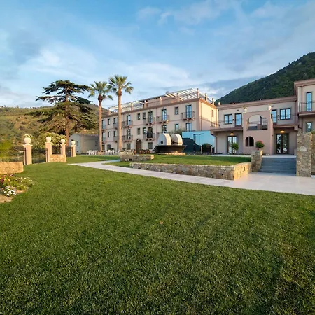 Best Western Plus Hotel Terre Di Eolo-2