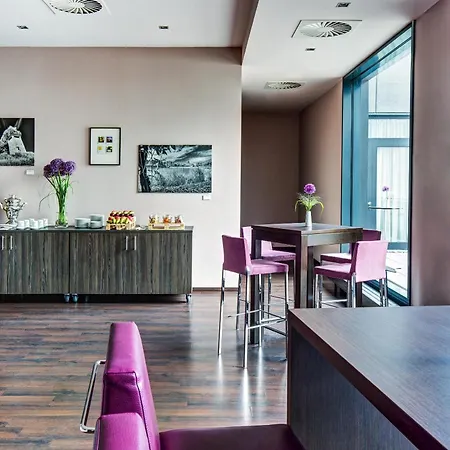 IntercityHotel Berlin Brandenburg Airport-3