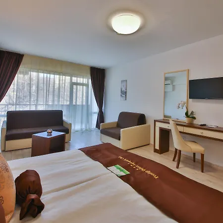 Prestige Deluxe Hotel Aquapark Club-2