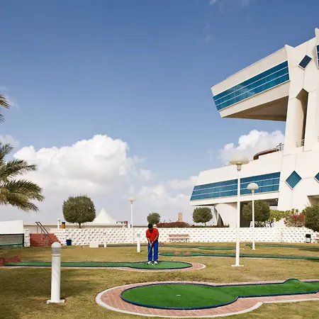 Oryx Grand Hotel Jebel Hafeet-3