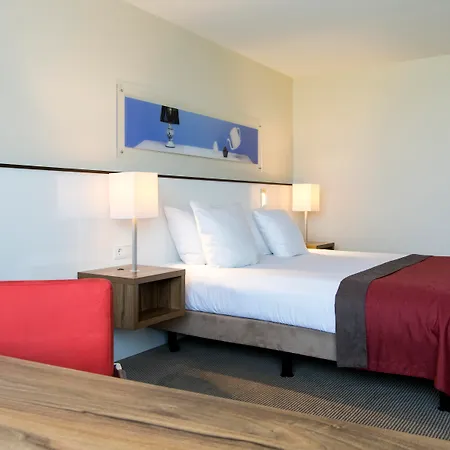 Holiday Inn Eindhoven Centre By Ihg-3