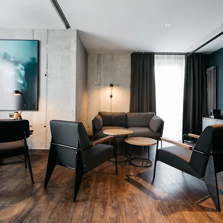 Exeter Hotel-2