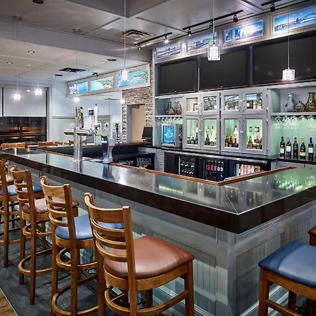 Best Western Plus Guildwood Inn-3