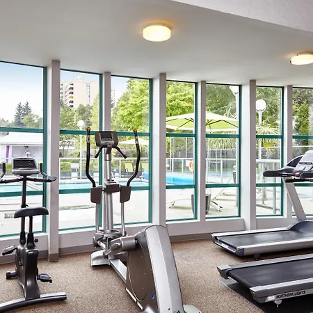 Executive Plaza Hotel & Conference Centre, Metro Vancouver-2
