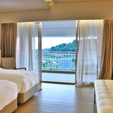 Harris Resort Barelang Batam-2