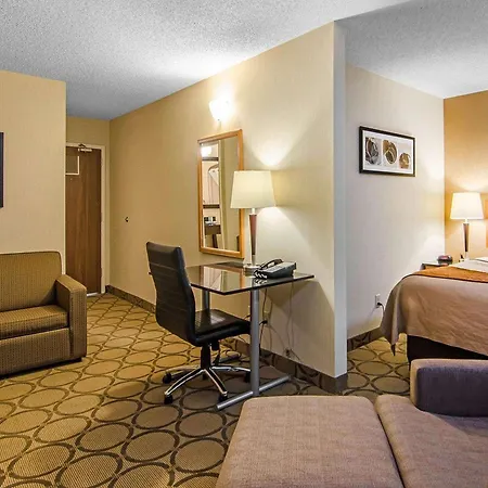 Comfort Inn Regina East-2
