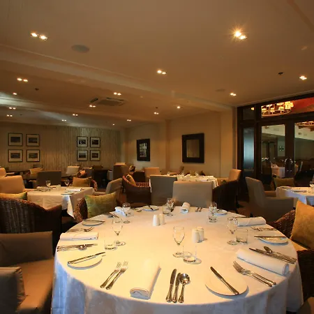 Distinction Te Anau Hotel & Villas-3