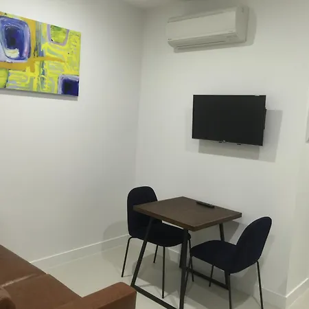 Whitehorse Apartments Hotel-2