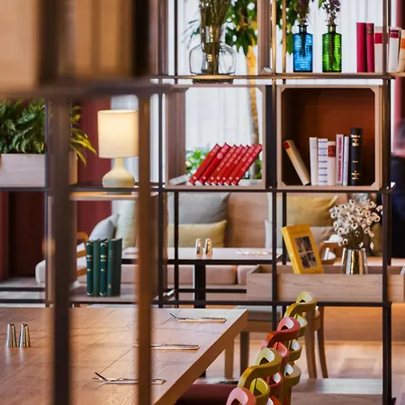 Intercityhotel Wiesbaden-2