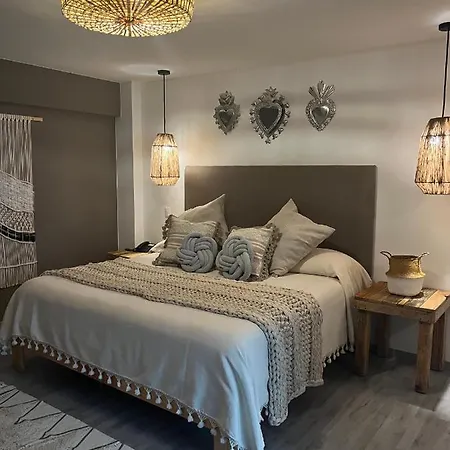 Zen Suites By Regente-2