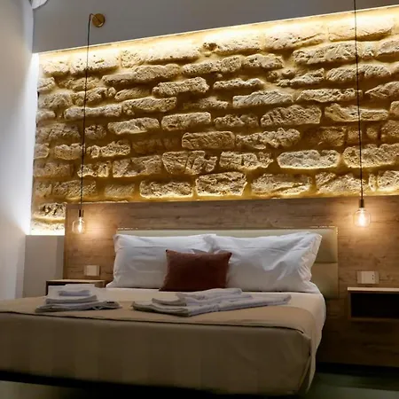 Oneira Rooms-2