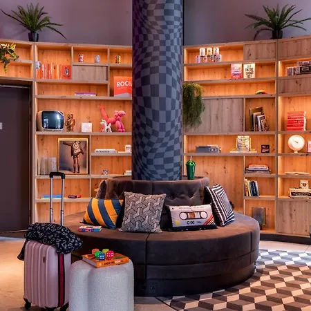 Moxy The Hague-2