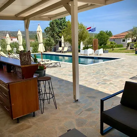 Villa Hylas Luxury Bed & Breakfast Kilada-3