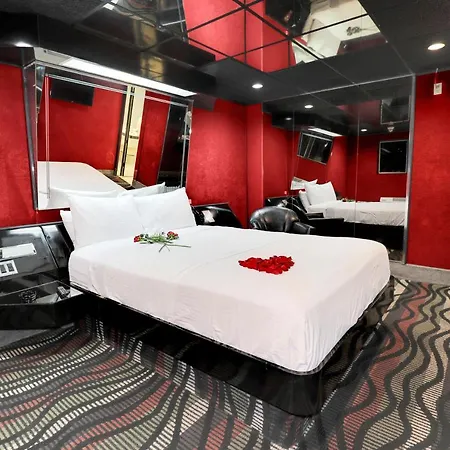 Hollywood Motel-3