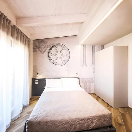 Vicolo Malavolta 7 Rooms&Suites-2
