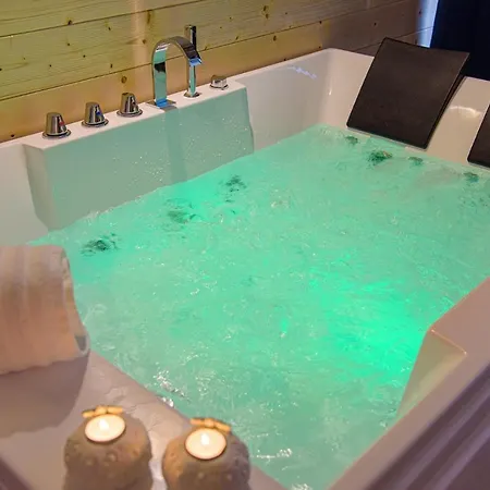 Aminta - Rooms & Wellness-3