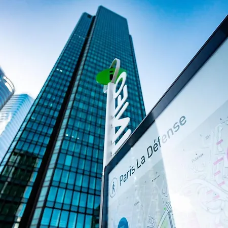 Staycity Aparthotels Paris La Defense-2