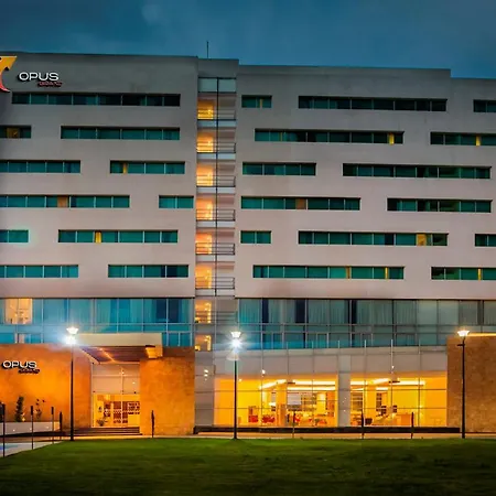 OPUS GRAND Toluca Aeropuerto-3
