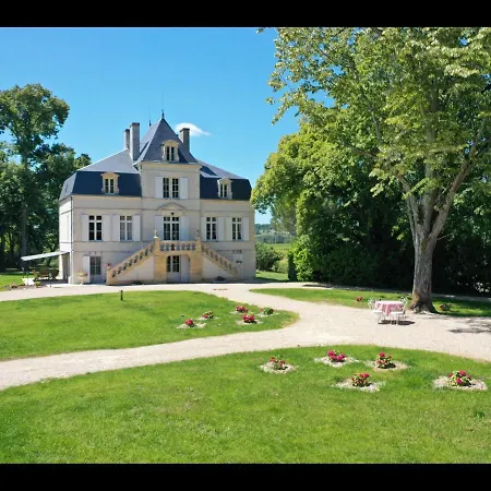 MANOIR LE COUTUREAU maisons d'hôtes-3