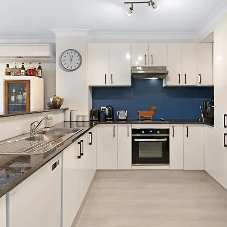 Genesis Apartments By Gold Coast Premium-3