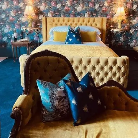 Mollys Boutique Hotel-2