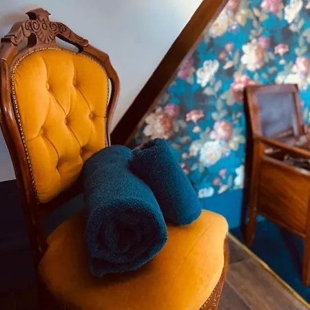 Mollys Boutique Hotel-3