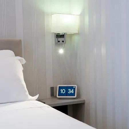 Varese Suites-2