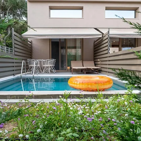 Scarabeo Suites & Villas Parga-3
