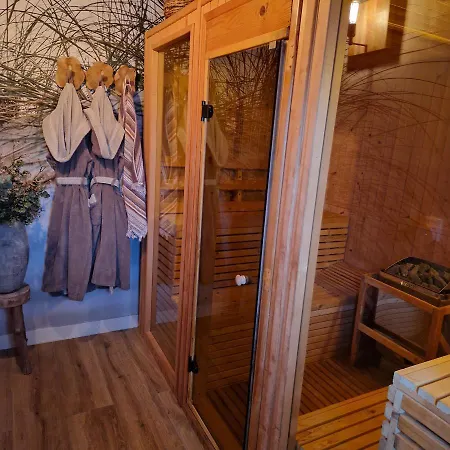 B&B The Wellness Cottage-3