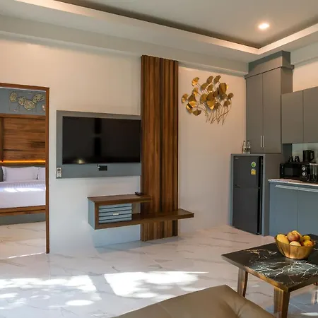 Loy Chalet-3