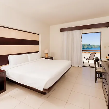 Villas Sol Beach Resort-3