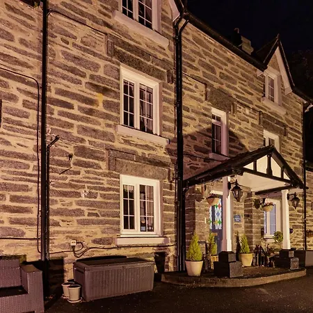 Glyntwrog House-3