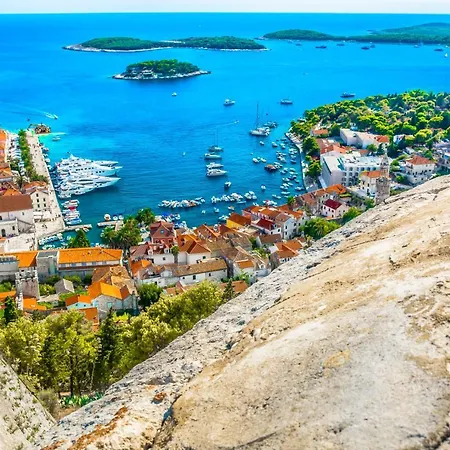 Beach Bay Hvar Hotel-2