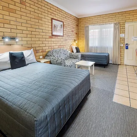Roma Mid Town Motor Inn-3