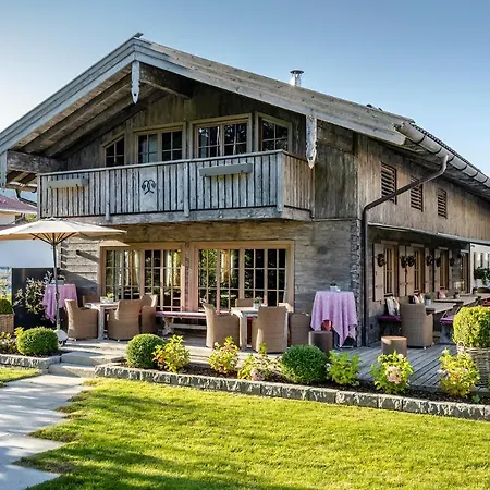 Boutique Hotel Relais Chalet Wilhelmy-3