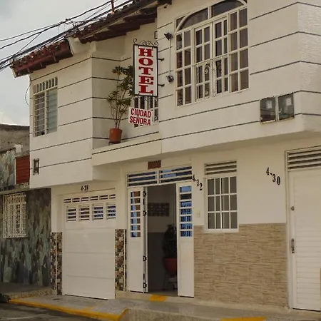 Hotel Ciudad Señora Buga-3