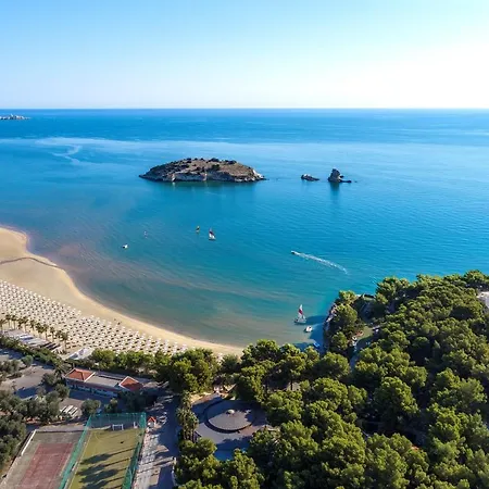 Gattarella Family Resort Puglia - Self Catering Accommodations In The Pinewood-3