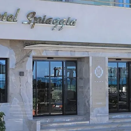 Grand Hotel Spiaggia-2
