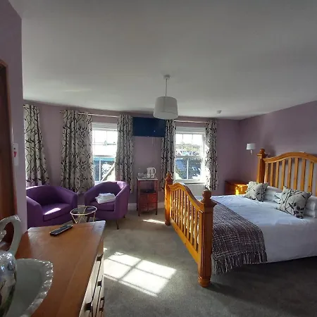 Bryncelyn Guesthouse-3