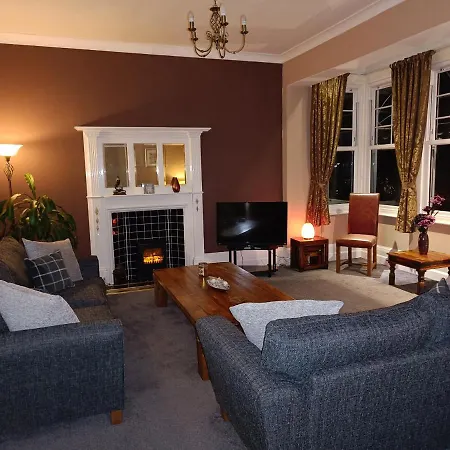 Kingsholm Guest House-3